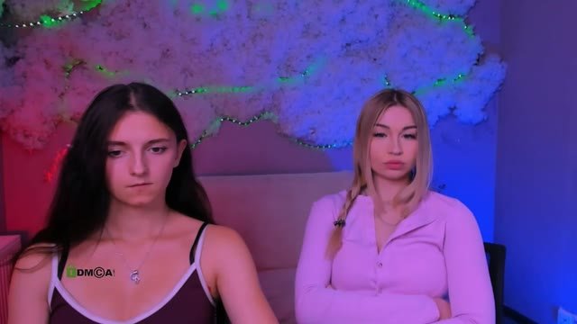 caroline_honeyy recorded
