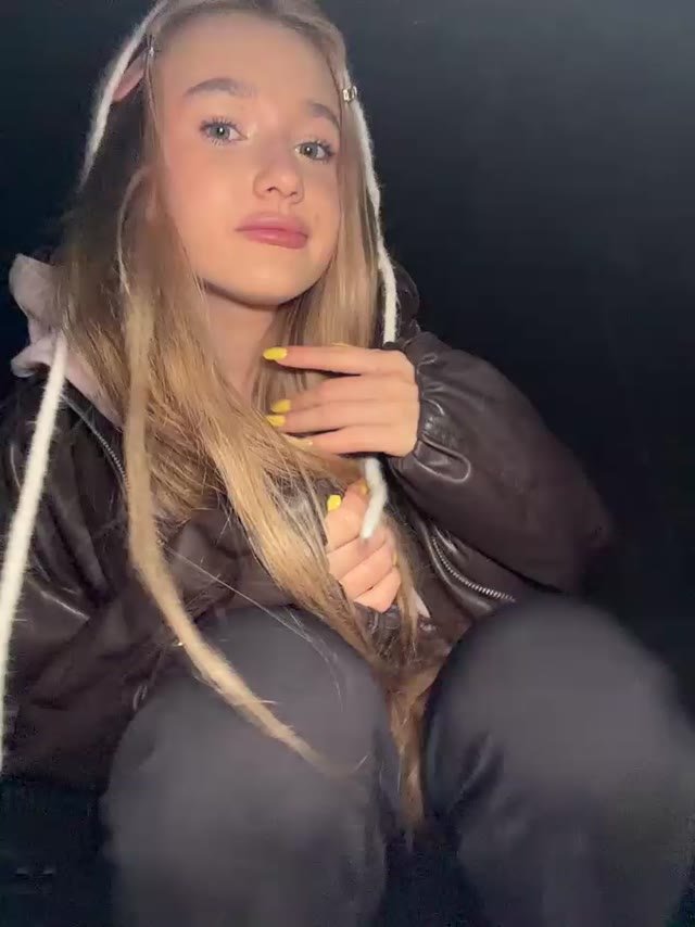 milaa_sun recorded