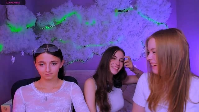 caroline_honeyy recorded
