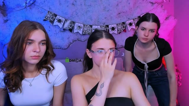 caroline_honeyy recorded