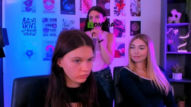 caroline_honeyy recorded
